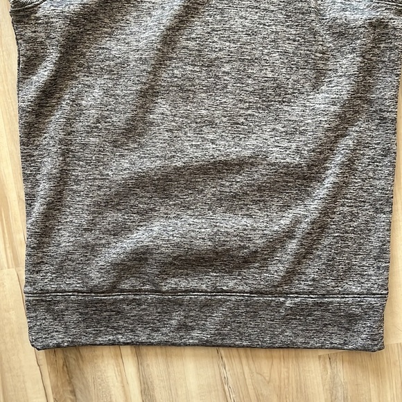 UA Hoodie - Picture 3 of 5